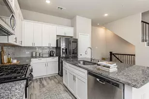 2542 Plumas Dr, Lewisville, TX 75056 - Photo 13