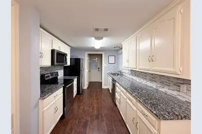 211 Second Street, Denton, TX 76201 - Photo 7