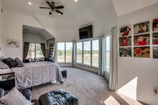 2250 Morrow Rd, Valley View, TX 76272 - Photo 15