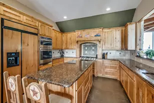 2250 Morrow Rd, Valley View, TX 76272 - Photo 13