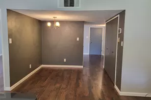 2922 Centennial Dr, Garland, TX 75042 - Photo 9