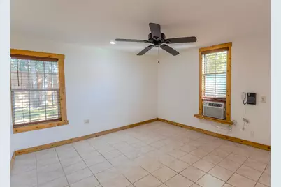 422 Washington Street, Grapevine, TX 76051 - Photo 9