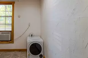 422 Washington St, Grapevine, TX 76051 - Photo 3