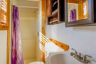 422 Washington St, Grapevine, TX 76051 - Photo 5