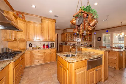 3904 Wagon Wheel Drive, Grapevine, TX 76051 - Photo 15