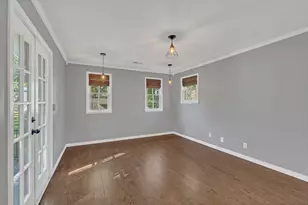 1815 N Riverside Dr, Fort Worth, TX 76111 - Photo 13