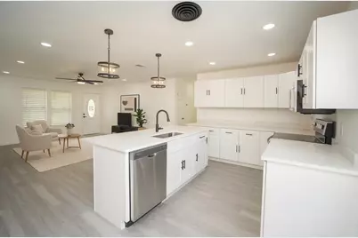 404 Westwood Drive, Euless, TX 76039 - Photo 7