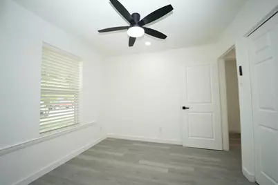 404 Westwood Drive, Euless, TX 76039 - Photo 15