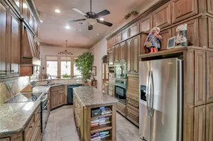 6318 Sonora Dr, Granbury, TX 76049 - Photo 9