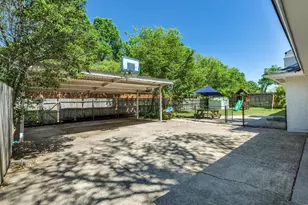 3605 Merrell Rd, Dallas, TX 75229 - Photo 7