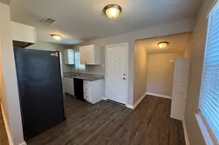 1833 Grove Cir, Mesquite, TX 75149 - Photo 7