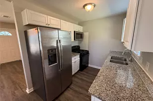 1833 Grove Cir, Mesquite, TX 75149 - Photo 9