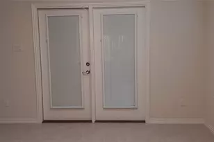 325 Kennewick Dr, Garland, TX 75044 - Photo 9