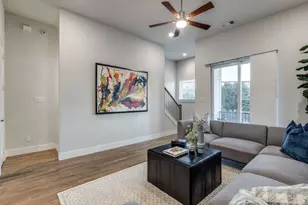 1129 Manderly Ct, Dallas, TX 75204 - Photo 13