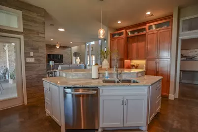 3606 Upper Lake Circle, Granbury, TX 76049 - Photo 15