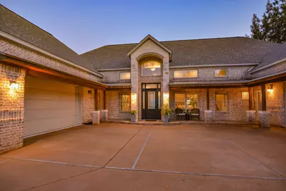 3606 Upper Lake Circle, Granbury, TX 76049 - Photo 3