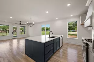 12301 Ross Calhoun Dr, Fort Worth, TX 76179 - Photo 11