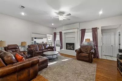 202 Bosque Street, Glen Rose, TX 76043 - Photo 5