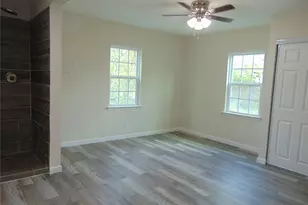 2839 E Overton Rd, Dallas, TX 75216 - Photo 7