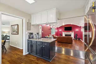 6052 Wrigley Way, Fort Worth, TX 76133 - Photo 11