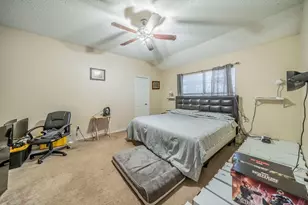 3337 Galaway Bay Dr, Grand Prairie, TX 75052 - Photo 13