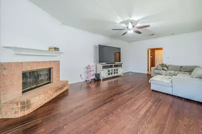 3337 Galaway Bay Drive, Grand Prairie, TX 75052 - Photo 7