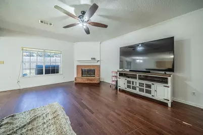 3337 Galaway Bay Drive, Grand Prairie, TX 75052 - Photo 5