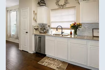 4648 Park Bend Drive, Fort Worth, TX 76137 - Photo 7