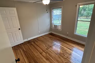 2909 W 4th Ave, Corsicana, TX 75110 - Photo 9