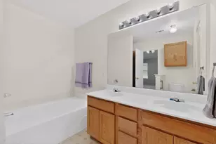 1025 Caleb St, Burleson, TX 76028 - Photo 21