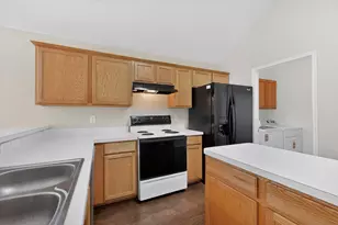 1025 Caleb St, Burleson, TX 76028 - Photo 13