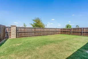 528 Autumnwood Way, Princeton, TX 75407 - Photo 11