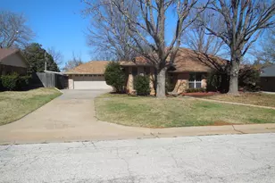 105 Mustang Dr, Graham, TX 76450 - Photo 1