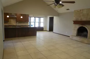 105 Mustang Dr, Graham, TX 76450 - Photo 9