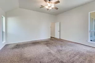 803 W Lonesome Dove Trail, Arlington, TX 76001 - Photo 17