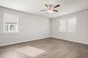 10628 Stag Ln, Fort Worth, TX 76036 - Photo 7