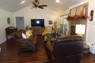 144 Suburban Dr, Ovilla, TX 75154 - Photo 5