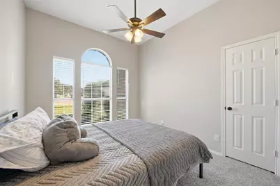 5569 Lawnsberry Drive, Fort Worth, TX 76137 - Photo 15