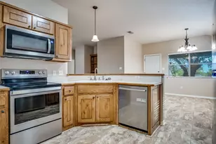 1014 King St, Weatherford, TX 76086 - Photo 9