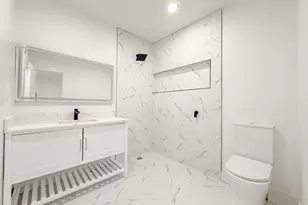 1839 Burning Tree Ln, Carrollton, TX 75006 - Photo 11