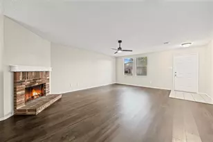 8409 Redheart St, Arlington, TX 76002 - Photo 7