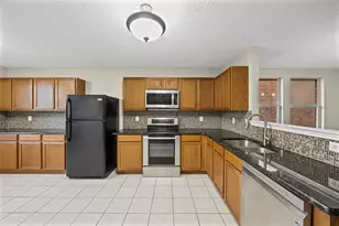 8409 Redheart St, Arlington, TX 76002 - Photo 13