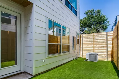 5714 Lindell Avenue #105, Dallas, TX 75206 - Photo 23