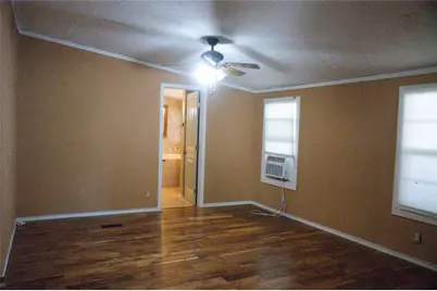 7424 N Locust, Denton, TX 76207 - Photo 3