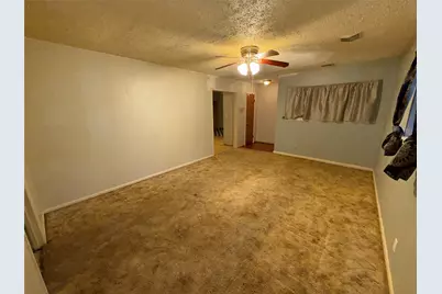 1381 Hillcrest Drive, Graham, TX 76450 - Photo 5