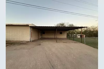 1381 Hillcrest Drive, Graham, TX 76450 - Photo 35