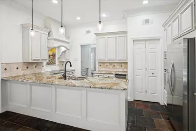 7513 Fitchburg Avenue, Garland, TX 75044 - Photo 11