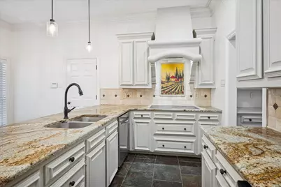 7513 Fitchburg Avenue, Garland, TX 75044 - Photo 13