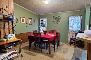 1318 Honeysuckle Dr, Mansfield, TX 76063 - Photo 7
