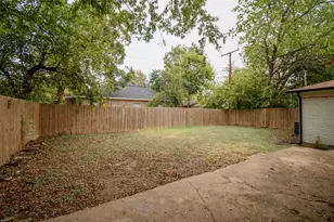 7704 Carlos St, White Settlement, TX 76108 - Photo 15